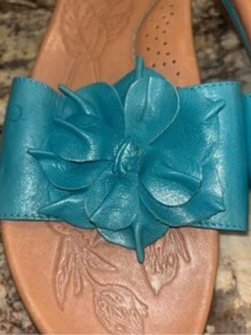 b.o.c. Teal Floral Slide Sandals - Picture 3 of 9